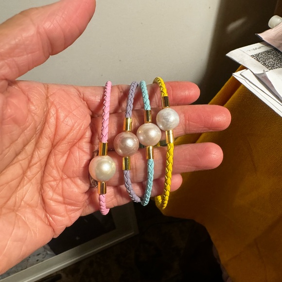 Freshwater Pearl Bracelet from Philippines - Picture 12 of 14